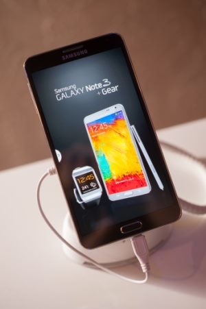 Samsung GALAXY Note 3 και GALAXY Gear: Υψηλή τεχνολογία με στυλ